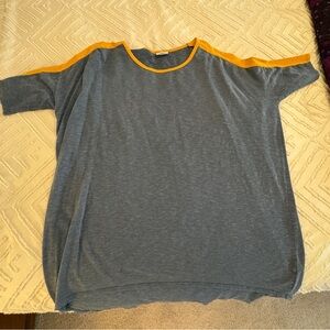 LuLaRoe Blue and Yellow 3/4 Sleeve Tee
